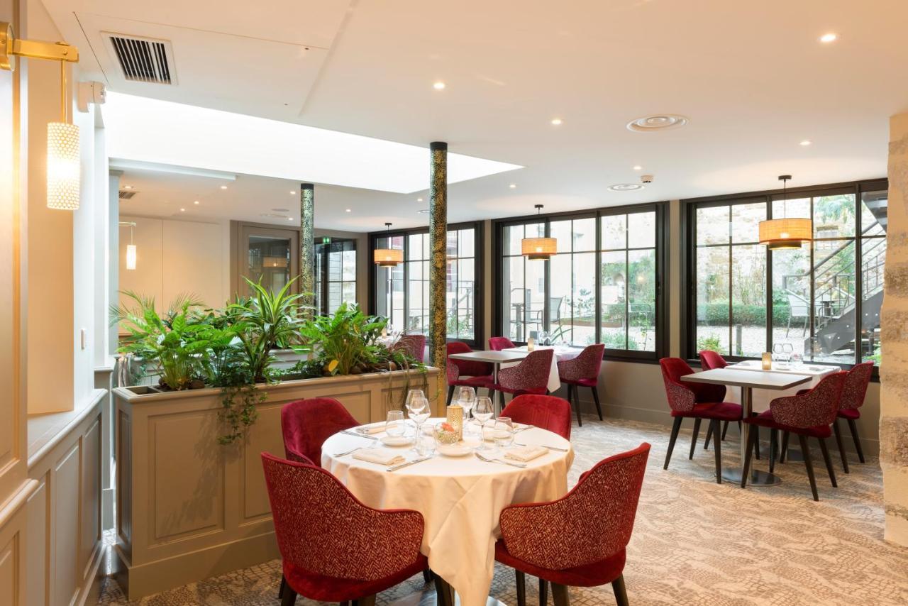 Logis - Hotel & Restaurant Du Tribunal مورتان او بيرش المظهر الخارجي الصورة